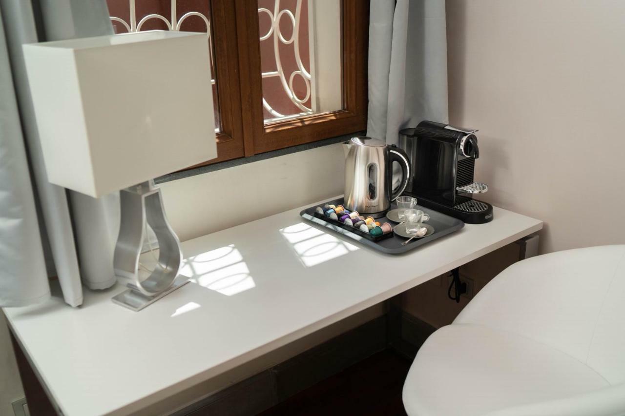 Suite Rodino Naples Luaran gambar