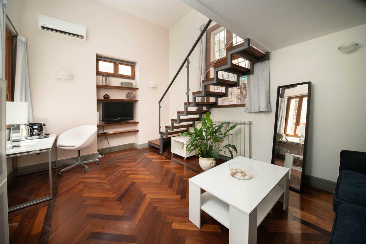 Suite Rodino Naples Luaran gambar